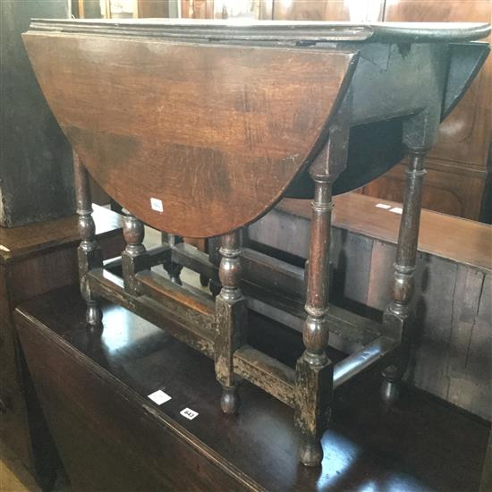 George I and later oak gateleg table(-)